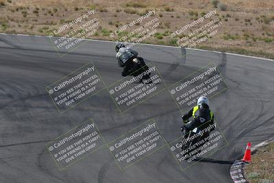 media/Apr-20-2025-AHRMA (Sun) [[393a79c373]]/Race/Group 12 early race/Turn 4b/